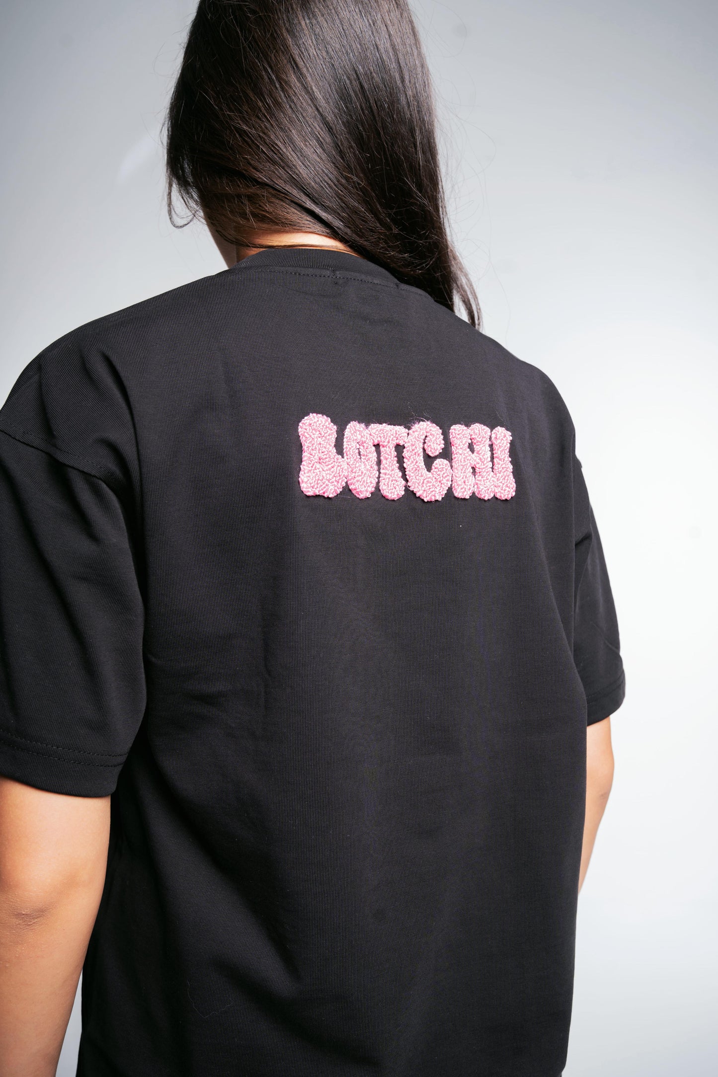 BOTCHI black out t-shirt
