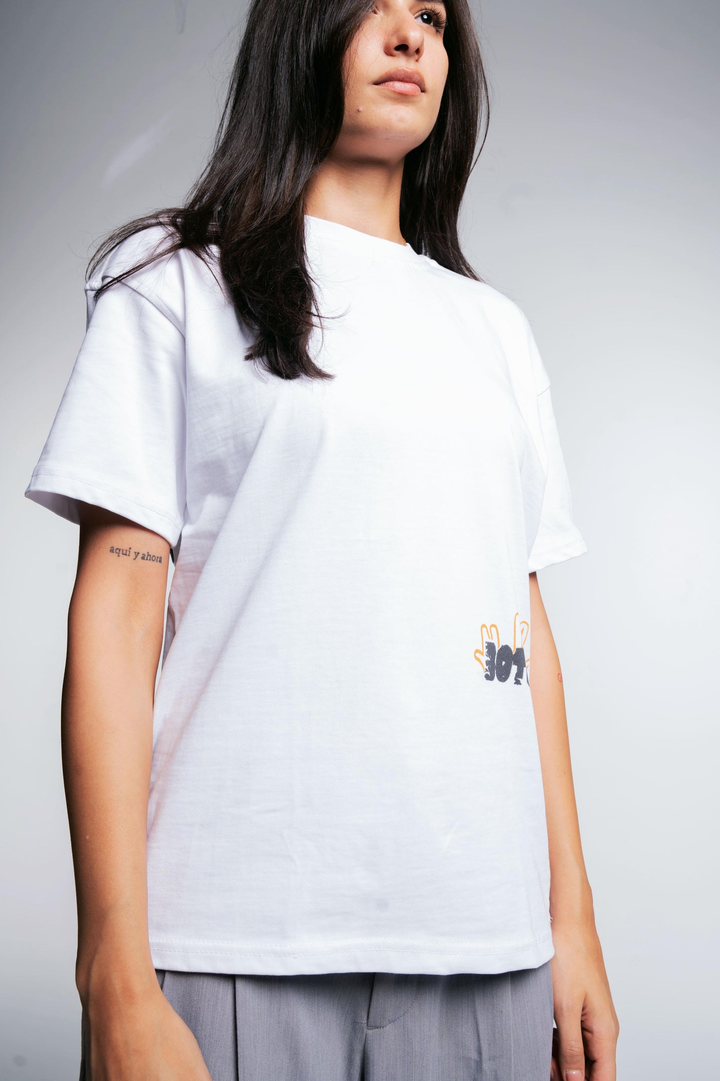 BOTCHI WHITE NOISE T-SHIRT