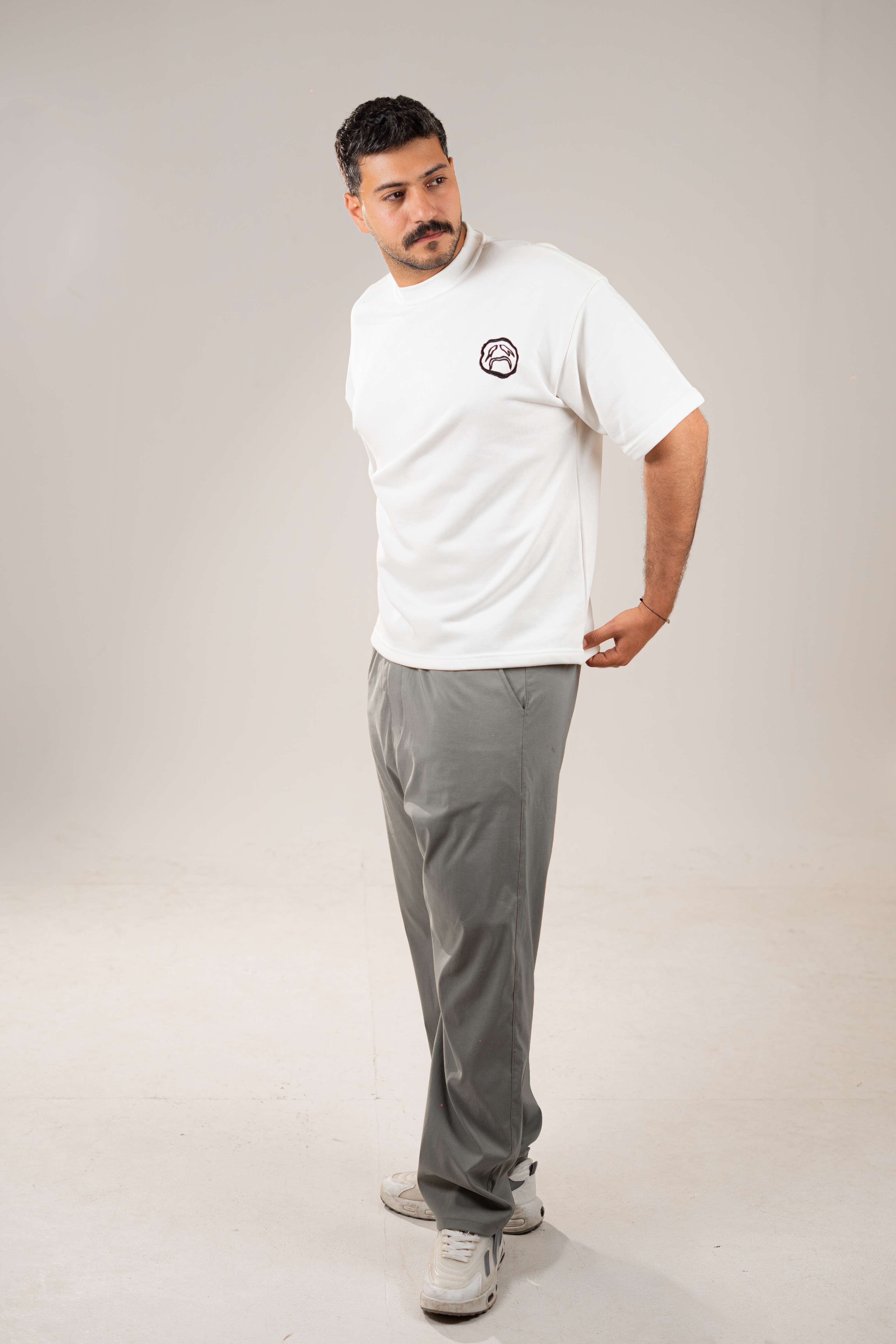 Botchi Basic Shirt - Off-White