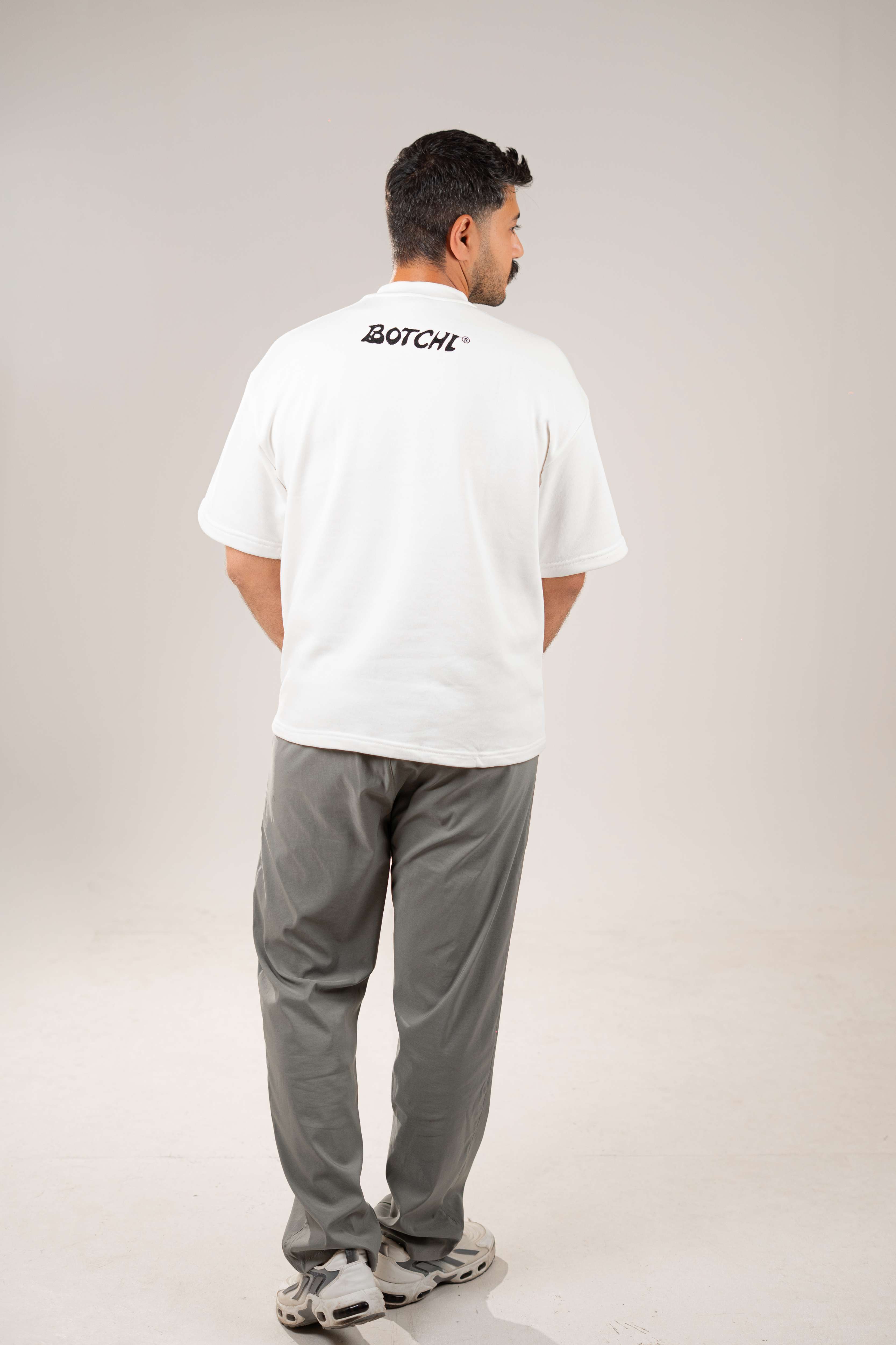 Botchi Basic Shirt - Off-White