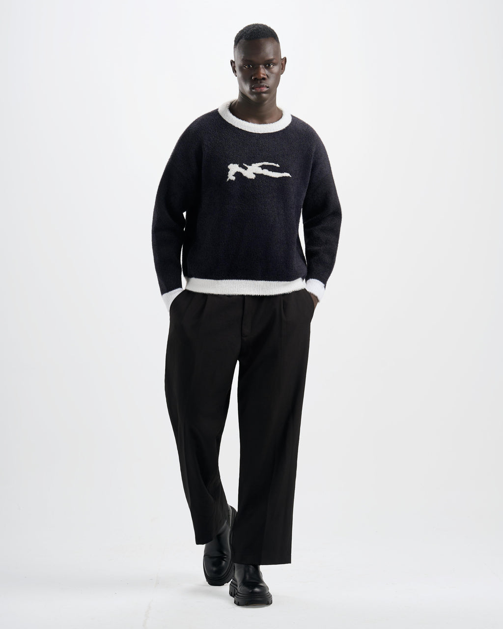 Botchi Fluffy Knit Sweater Black