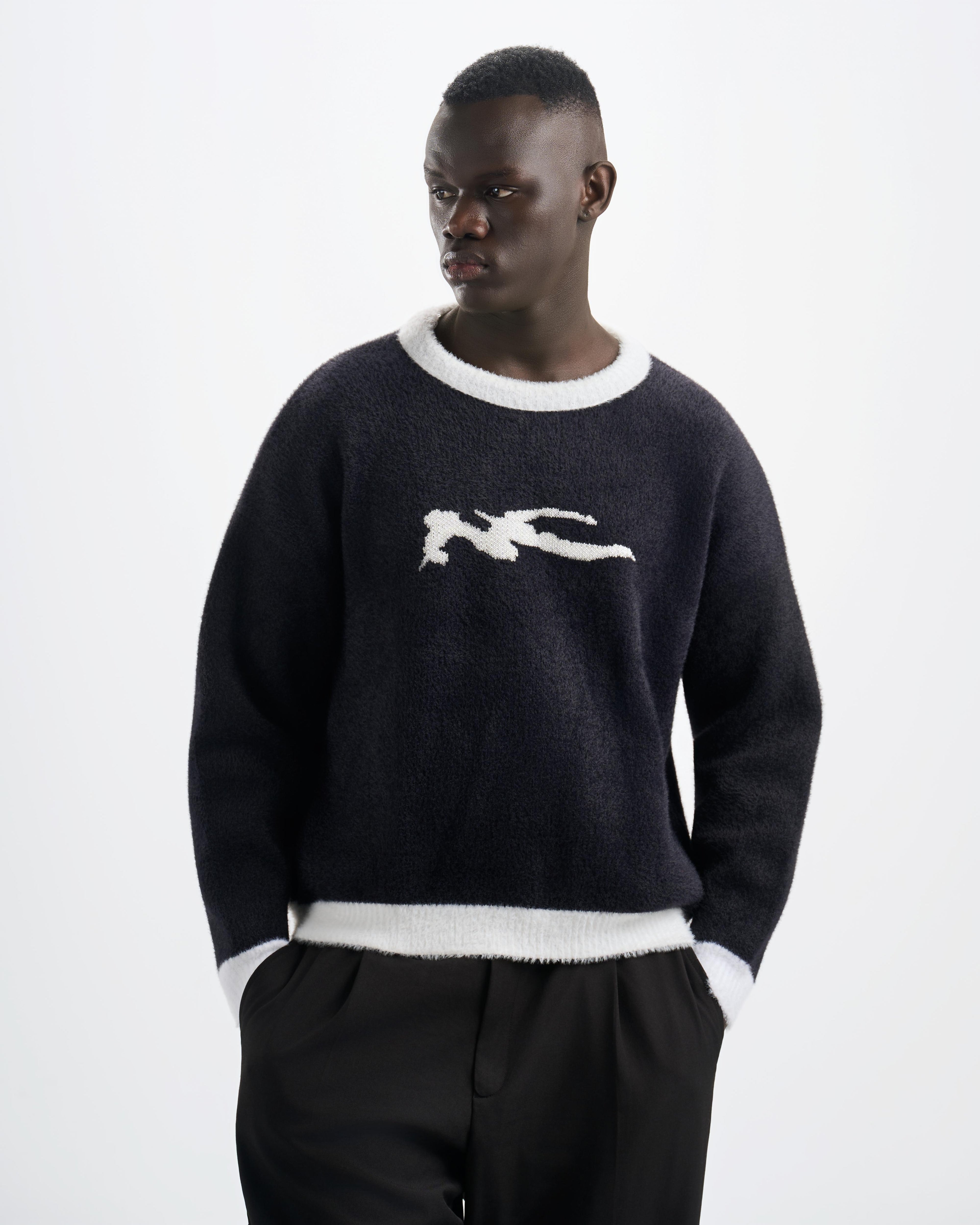 Botchi Fluffy Knit Sweater Black