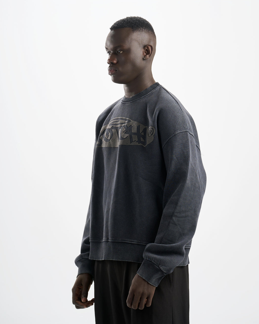 Botchi Stone Washed Melton Crewneck Dark Grey